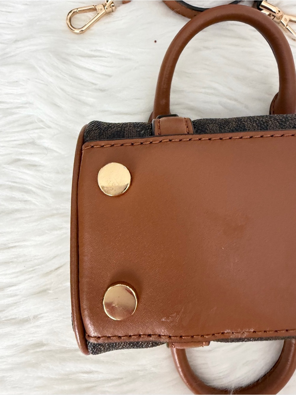 Michael Kors Brown/Tan Logo Bedford Legacy extra small with Gold Hardware - Picture 4 of 11